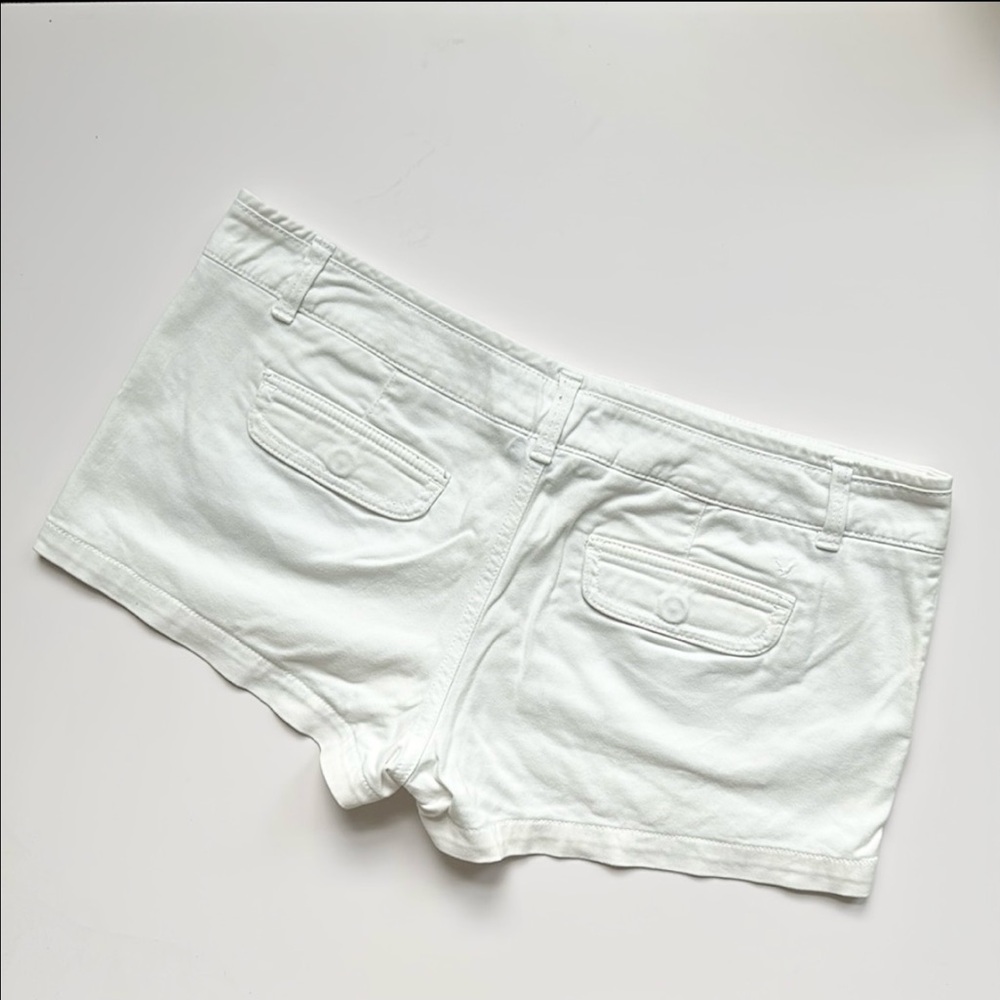 AMERICAN EAGLE OUTFITTERS | Chino Shorts | White  | Size 8 - Picture 2 of 11